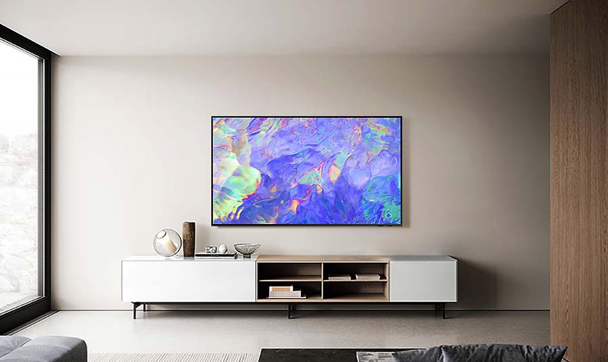 Samsung CU8500 looks great on any wall